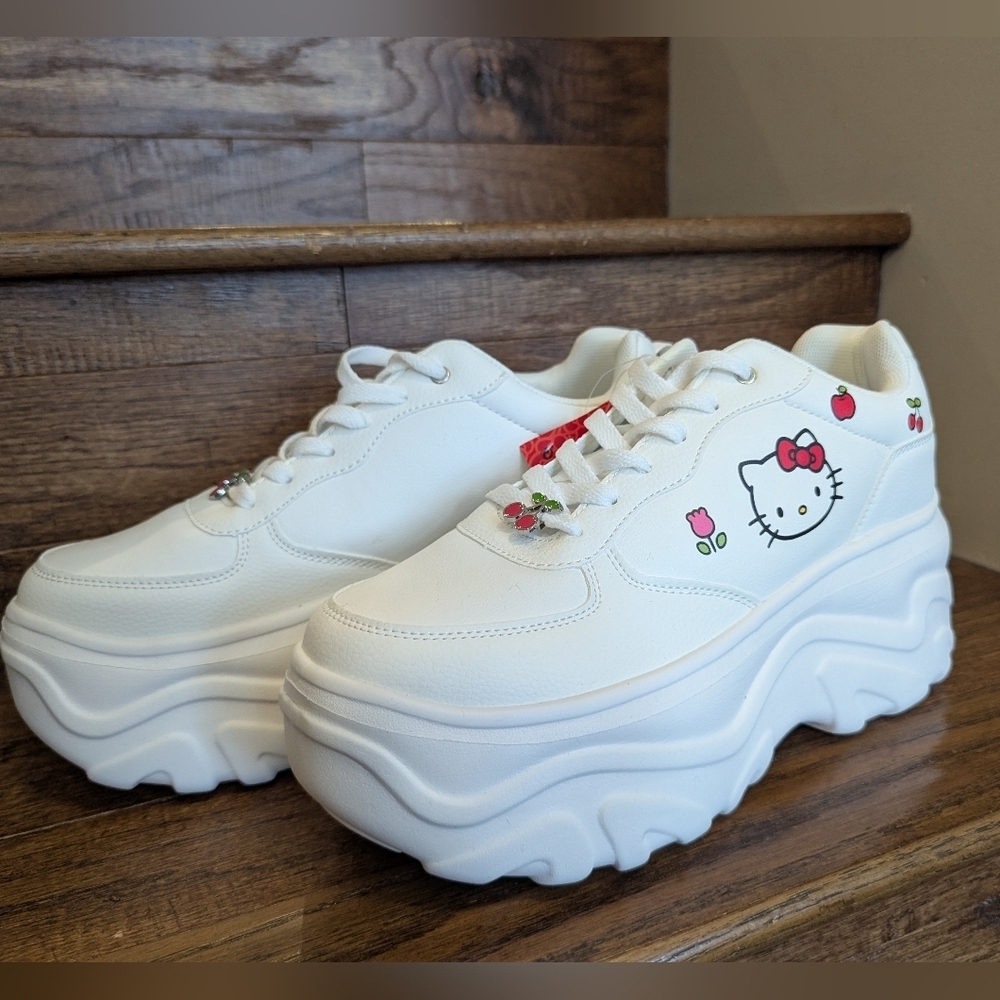 New Sanrio Hello Kitty Platform Sneakers White Woman's US 10 EU 41 From Spain - Picture 3 of 16